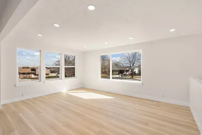 3560 S 6830 W, West Valley, UT 84128 - Photo 6