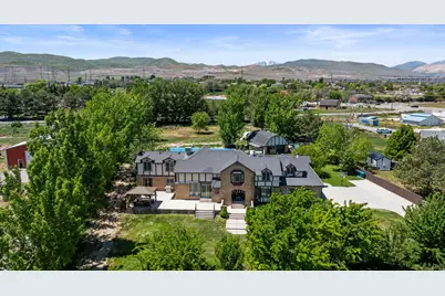 1890 W Rock Hollow Rd, Bluffdale, UT 84065 - Photo 2