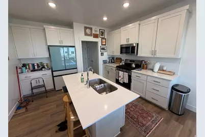 687 W 575 N, Smithfield, UT 84335 - Photo 4