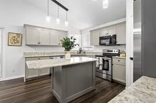 3742 W Cranberry Loop Cv, Lehi, UT 84043 - Photo 4