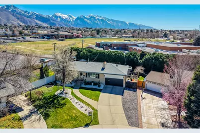 2140 E Nye Cir S, Cottonwood Heights, UT 84121 - Photo 46