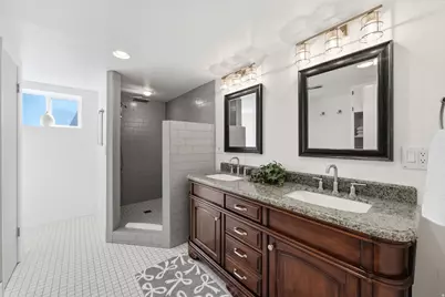 2140 E Nye Cir S, Cottonwood Heights, UT 84121 - Photo 22
