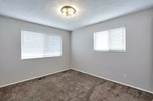 584 E 2300 N, North Ogden, UT 84414 - Photo 8