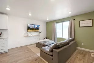 1208 W Summit Ridge Parkway, Santaquin, UT 84655 - Photo 4