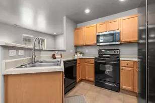 6755 S Valance Ln Ln W, West Jordan, UT 84084 - Photo 6