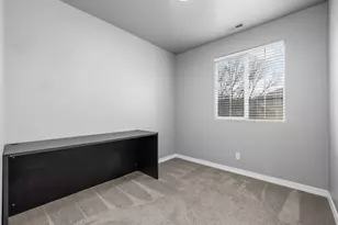 6755 S Valance Ln Ln W, West Jordan, UT 84084 - Photo 12