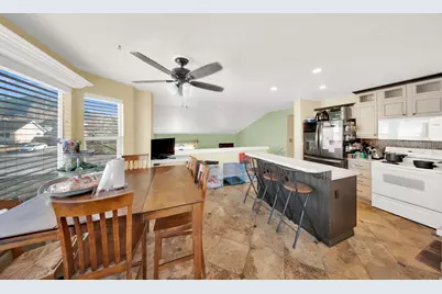 437 E 740 N, Tooele, UT 84074 - Photo 10