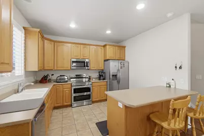 4724 W Wagon Train Dr S, Herriman, UT 84096 - Photo 8