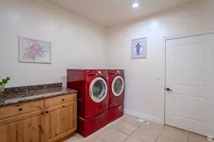 161 W Sweetbriar Ln, Saratoga Springs, UT 84045 - Photo 24