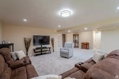 161 W Sweetbriar Ln, Saratoga Springs, UT 84045 - Photo 32