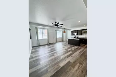 543 S 50 W #14, Tooele, UT 84074 - Photo 6