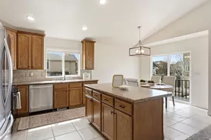 7721 N Bristlecone Rd, Eagle Mountain, UT 84005 - Photo 12