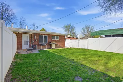 4365 S Rose Garden Ln, Millcreek, UT 84124 - Photo 16