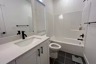 37 E Vantage Dr, North Salt Lake, UT 84054 - Photo 8