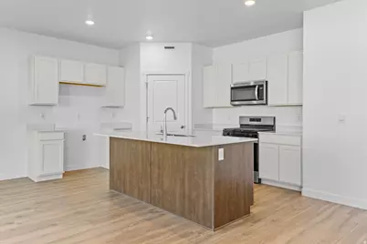 300 E Levengrove Dr N #232, Lehi, UT 84048 - Photo 6