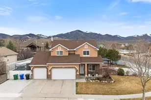 7956 S Cricket Ln W, West Jordan, UT 84081 - Photo 36