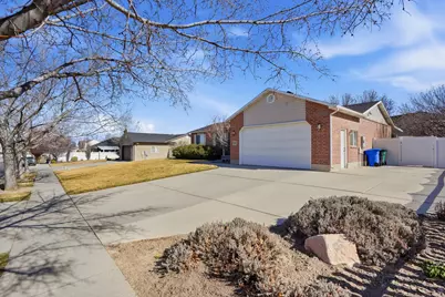 9341 S Copper Ln, West Jordan, UT 84088 - Photo 2