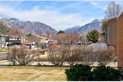882 E 7905 S, Sandy, UT 84094 - Photo 42