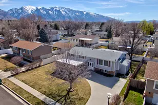 882 E 7905 S, Sandy, UT 84094 - Photo 1