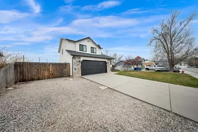 3752 W Valleywest Dr, West Jordan, UT 84088 - Photo 2