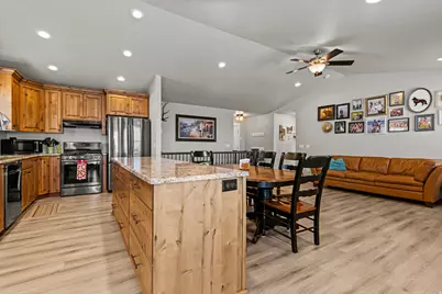 624 S 900 E, Brigham City, UT 84302 - Photo 10