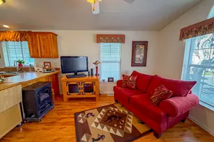 61 Cottonwood Ln, Hurricane, UT 84737 - Photo 6