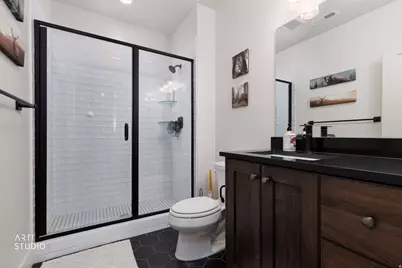 11708 S Engelmann Dr, Draper, UT 84020 - Photo 32