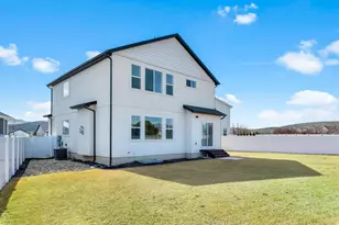 3557 E Royal Dornoch Dr, Eagle Mountain, UT 84005 - Photo 28