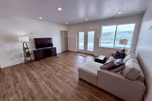 3153 S Country Club Way, Garden City, UT 84028 - Photo 6