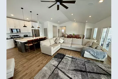 3153 S Country Club Way, Garden City, UT 84028 - Photo 8