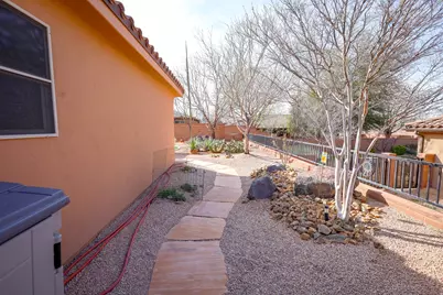 3571 W 250 N, Hurricane, UT 84737 - Photo 32