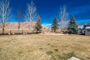 11103 E 7000 N, Lapoint, UT 84039 - Photo 40