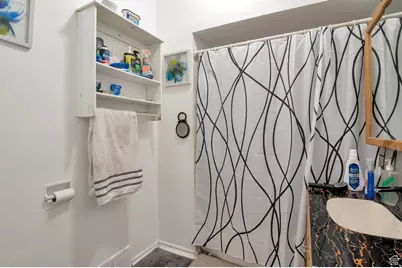 2827 S Pingree Ave, Ogden, UT 84401 - Photo 6