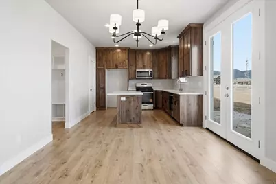 1467 S 240 W #48, Tremonton, UT 84337 - Photo 8