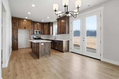 1467 S 240 W #48, Tremonton, UT 84337 - Photo 4