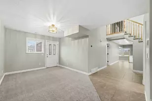 325 W Willow Way, Pleasant View, UT 84414 - Photo 10