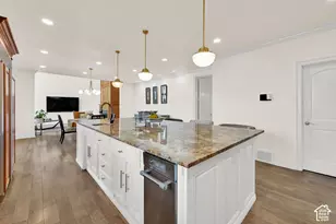 566 N Bella Vista Dr E, Orem, UT 84097 - Photo 24