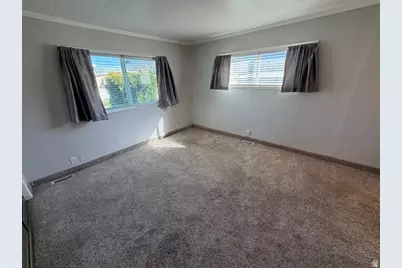 4583 S Monte Vista Dr, Taylorsville, UT 84123 - Photo 10