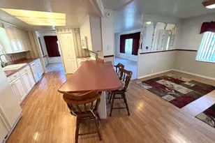 4583 S Monte Vista Dr, Taylorsville, UT 84123 - Photo 2