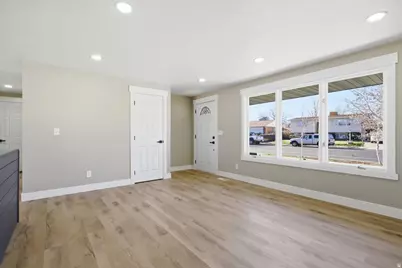 7034 W Copperhill Dr, West Valley, UT 84128 - Photo 4