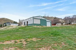 355 N 1100 E, Hyde Park, UT 84318 - Photo 48
