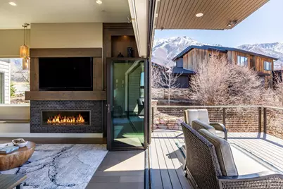 806 S Summit Creek Dr, Woodland Hills, UT 84653 - Photo 24