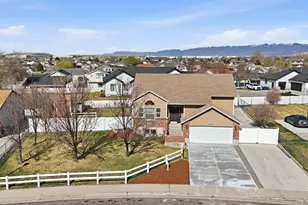 6466 W 3270 S, West Valley, UT 84128 - Photo 2