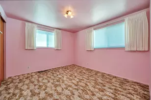 5505 S Somerset Way, Murray, UT 84117 - Photo 12