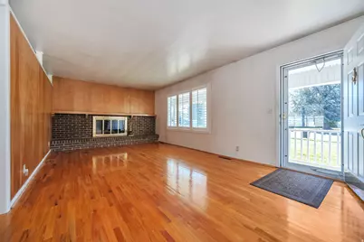 5505 S Somerset Way, Murray, UT 84117 - Photo 2