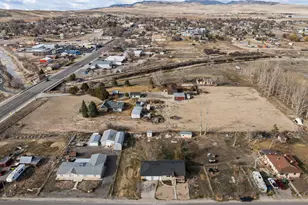 27 E 500 S, Gunnison, UT 84634 - Photo 38