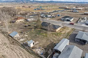 27 E 500 S, Gunnison, UT 84634 - Photo 8