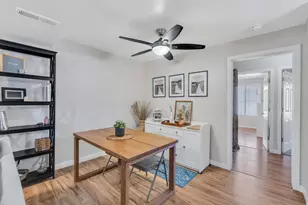 405 E Creekside Cir, Murray, UT 84107 - Photo 4