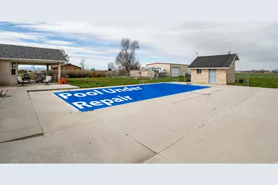 3424 W Pioneer Rd, Marriott-Slaterville City, UT 84404 - Photo 24