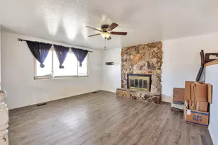1057 N 700 W, Clinton, UT 84015 - Photo 2